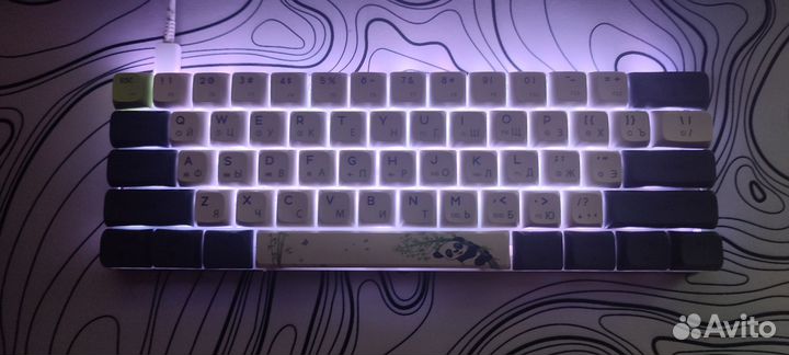 Игровая механическая клавиатура белая