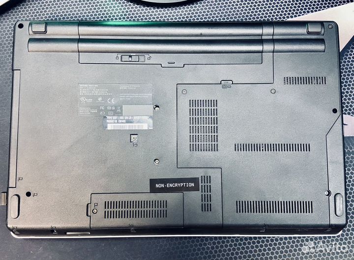 Lenovo 15.6 i7 8gb SSD