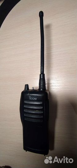 Рация icom
