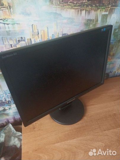 Монитор Samsung syncmaster 943