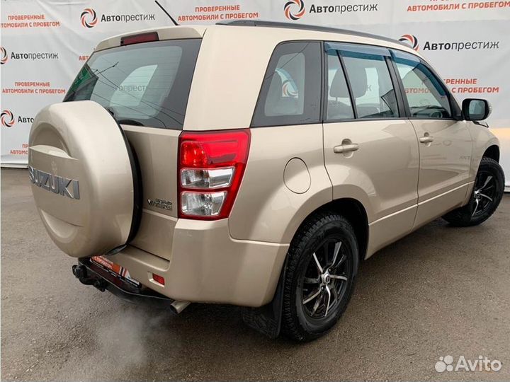 Suzuki Grand Vitara 2.0 МТ, 2011, 179 160 км