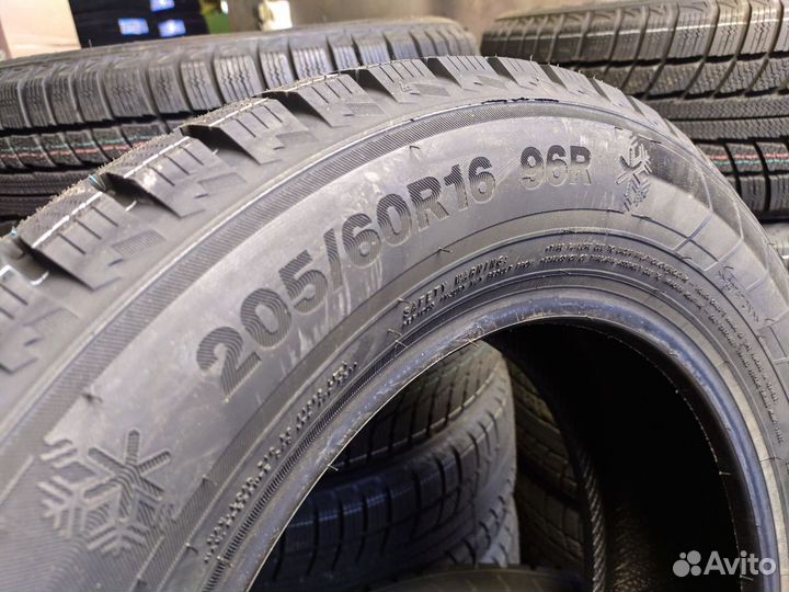 Triangle PL01 205/60 R16 96R