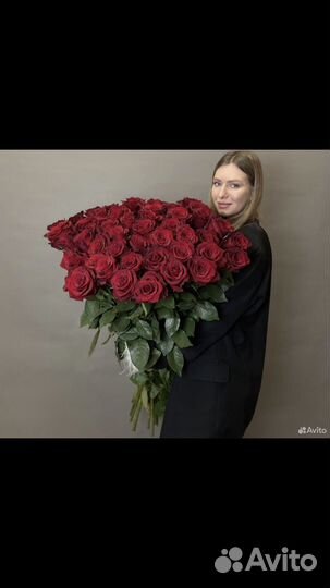 Розы высокие купить в подарок в розницу