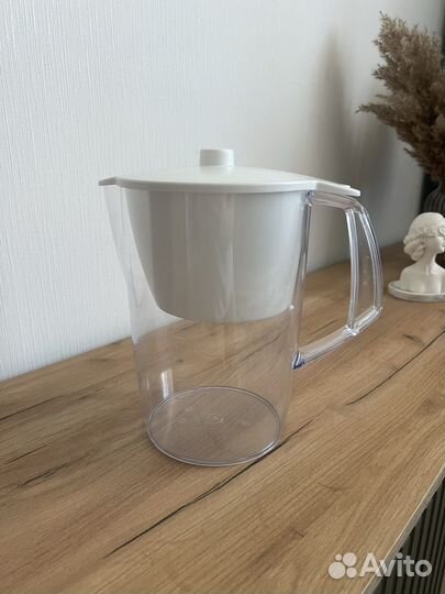 Фильтр кувшин для воды барьер