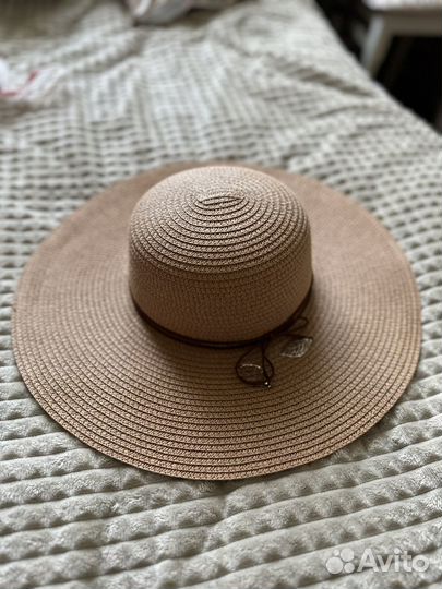 Шляпа пляжная