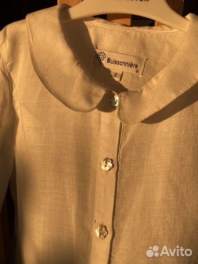 Блузка-рубашка с перламутровыми пуговицами