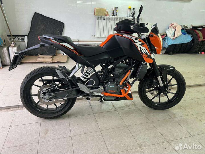 KTM 200
