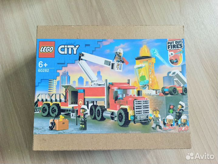 Lego 60282City -Команда пожарных -Пожарная машина