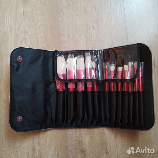 Набор кистей. Новый