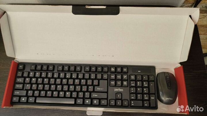 Продам новые беспроводная клавиатура и мышь