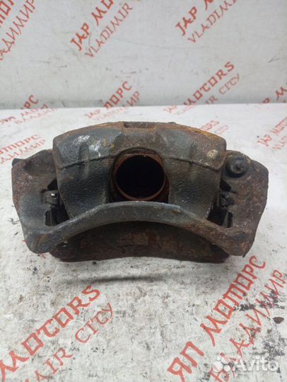 Суппорт тормозной передний правый Mitsubishi