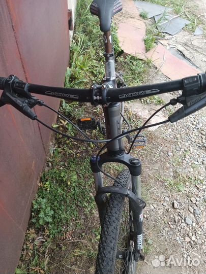 Горный велосипед gt avalanche 26