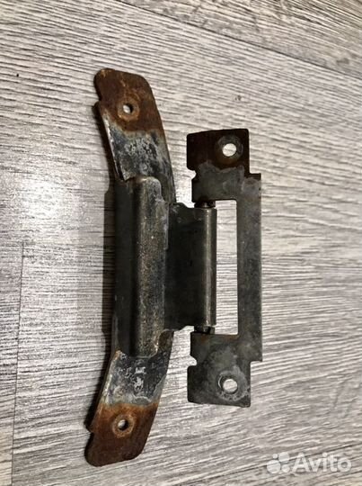 Петля двери стиральной машины