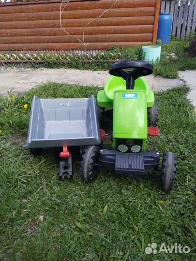 Детский трактор с прицепом