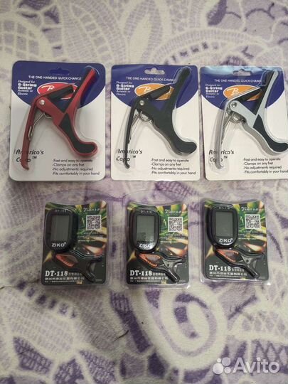 Каподастр и тюнер для настройки гитар