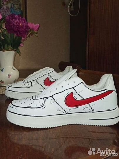 Роспись кроссовок