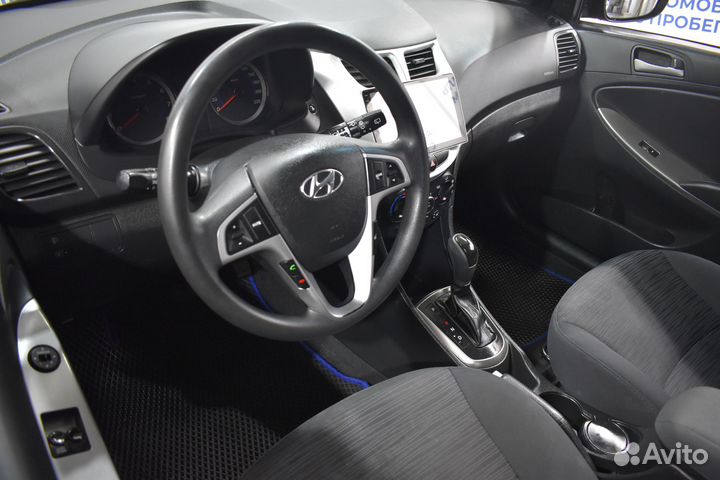 Hyundai Solaris 1.6 AT, 2015, 115 000 км
