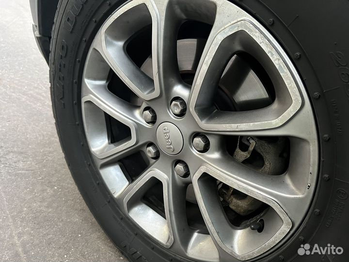 Оригинальные диски с резинам на grand cherokee