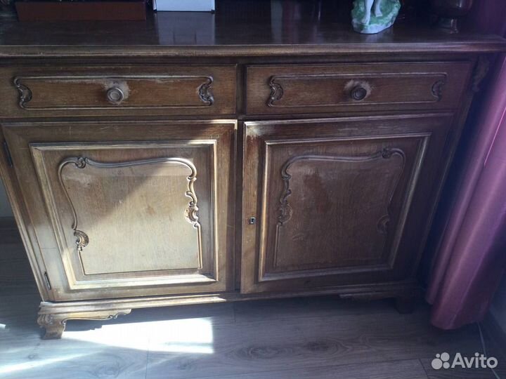 Антикварный буфет