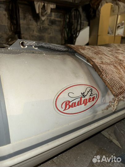 Надувная лодка Badger Classic Line 370