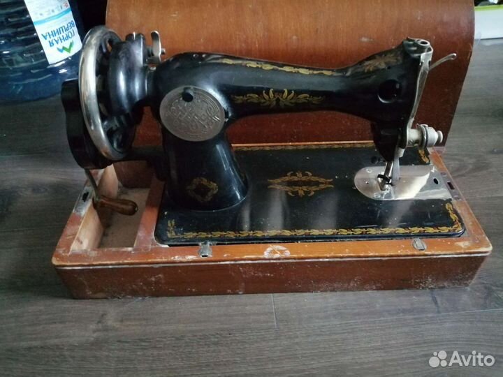 Швейная машина бу