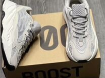 Adidas Yeezy Boost 700 v2 White