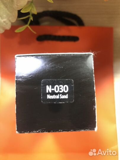 Тональное средство Bobbi Brown N -030