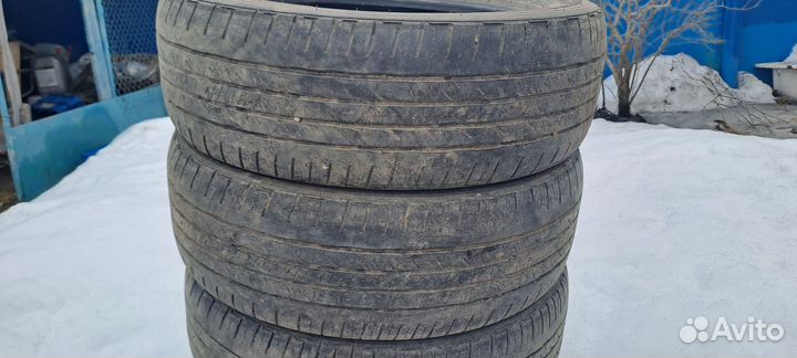 Bridgestone Dueler A/T 215/60 R17 96H