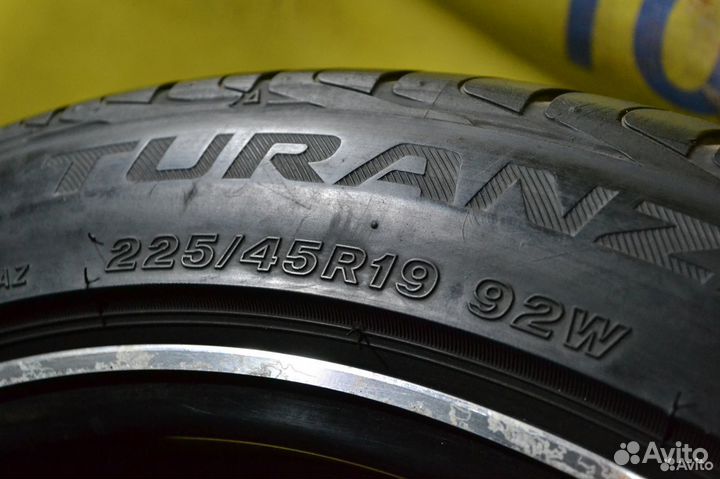 Bridgestone Turanza T001 225/45 R19