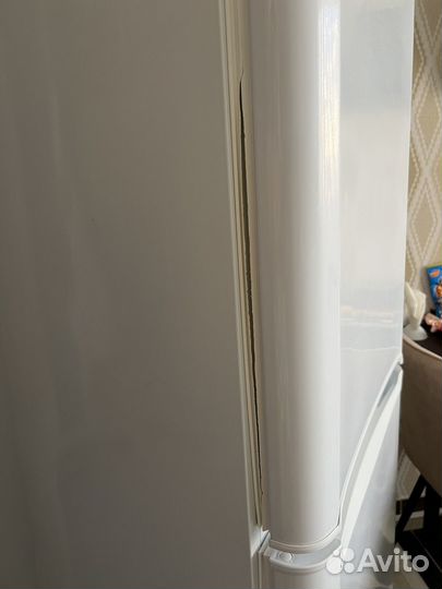 Холодильник indesit