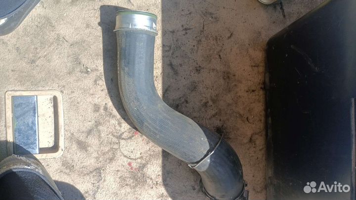 Патрубок интеркуллера Mercedes c204 2.2 cdi om646