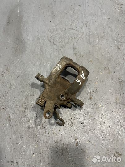 Суппорт задний правый Audi Seat Skoda Volkswagen