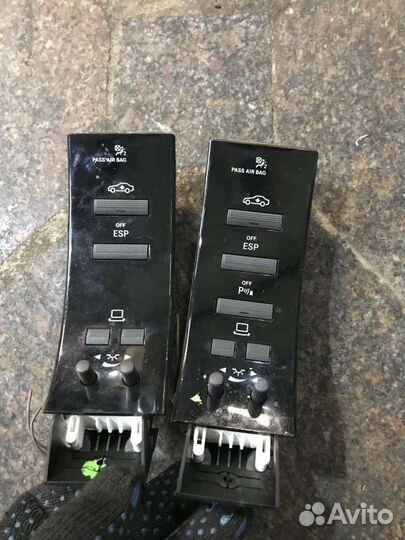 Блок кнопок Mercedes W221