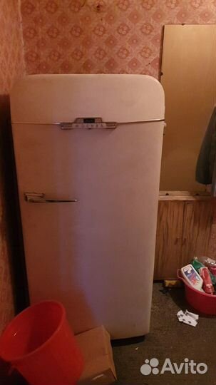 Холодильник ЗИЛ СССР круглый