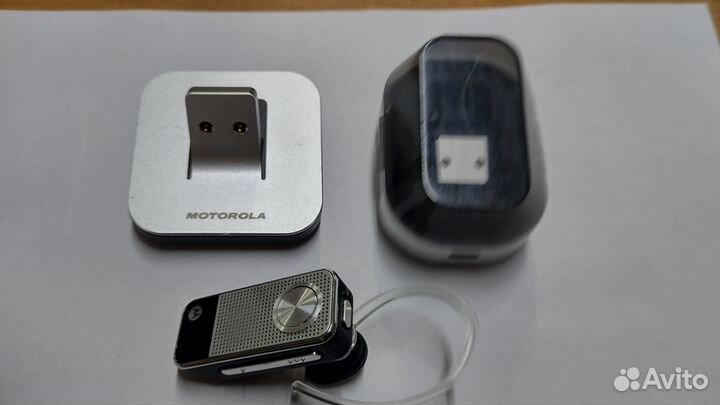 Гарнитура и докстанции motorola h12