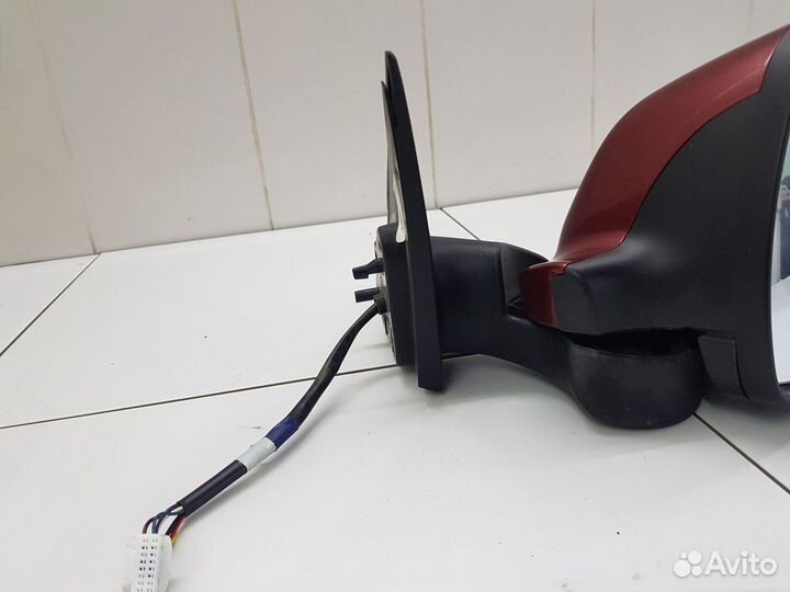 Зеркало заднего вида боковое правое(8 контактов)