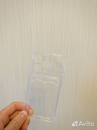 Чехол с карманом для карт на iPhone