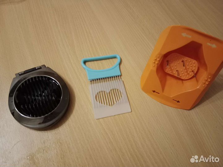 Яйцерезка, держатель для нарезки овощей/для терки