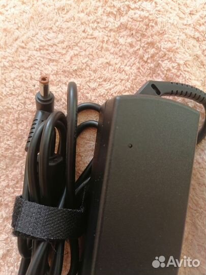 Блок питания для ноутбука