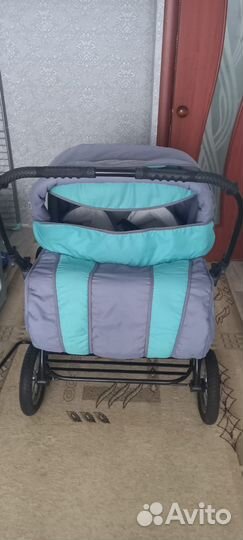 Коляска для двойни