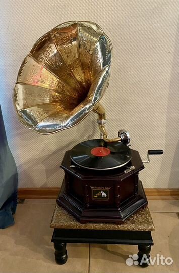 Граммофон His master's voice деревянный