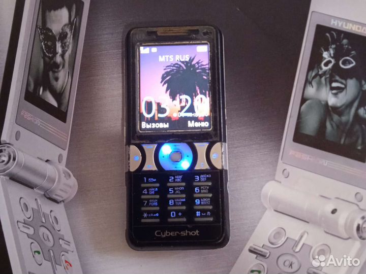 Телефон sony ericsson К550i