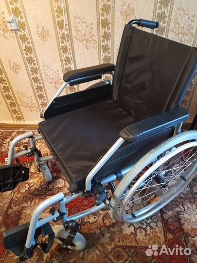 Коляска инвалидная