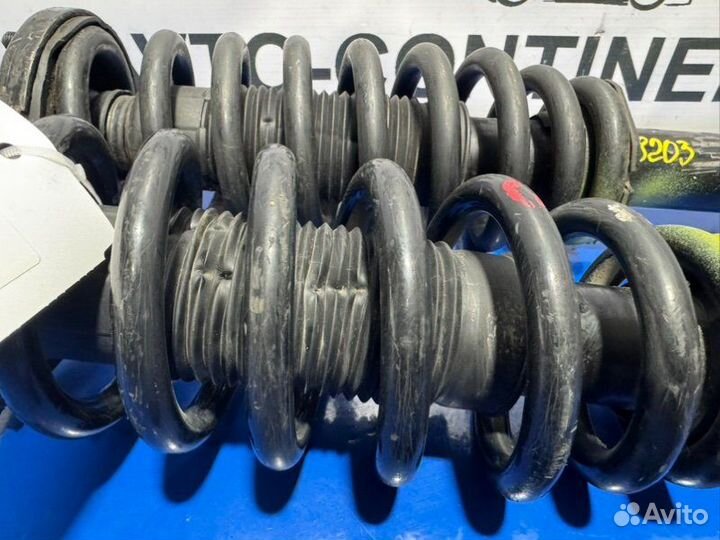 Стойка передняя Honda Elysion RR2 K24A