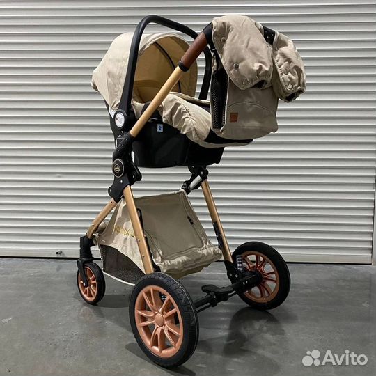 Коляска детская Luxmom V9