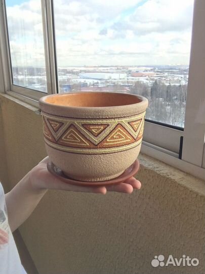 Цветочный горшок