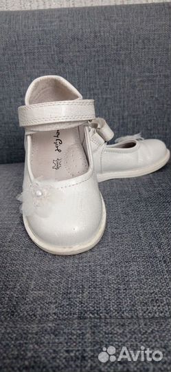 Туфли для девочки 26 размер белые