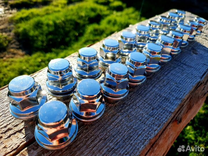 Новые Гайки М12x1.5 с пресс-шайбой комплект 20шт