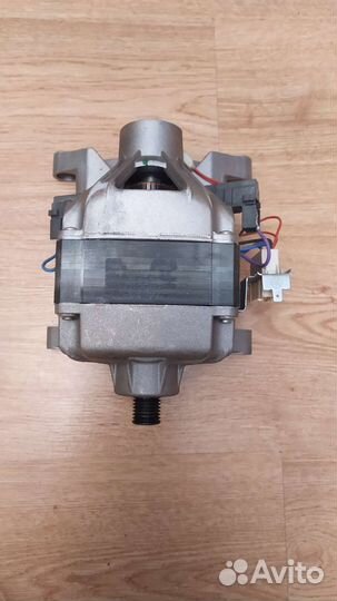 Двигататель стиральной машины