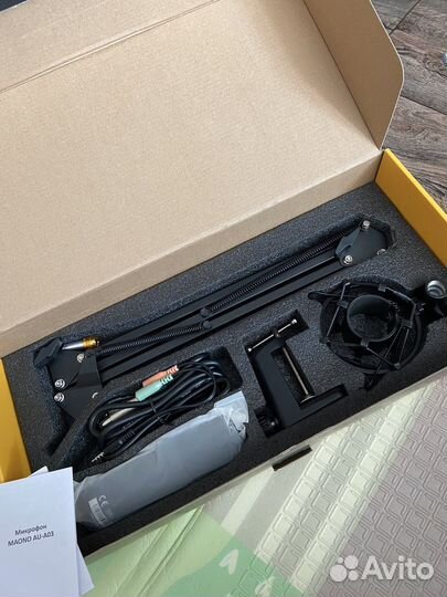 Микрофон профессиональный maono AU-A03